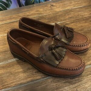 VINTAGE Allen Edmonds Nashua Loafers